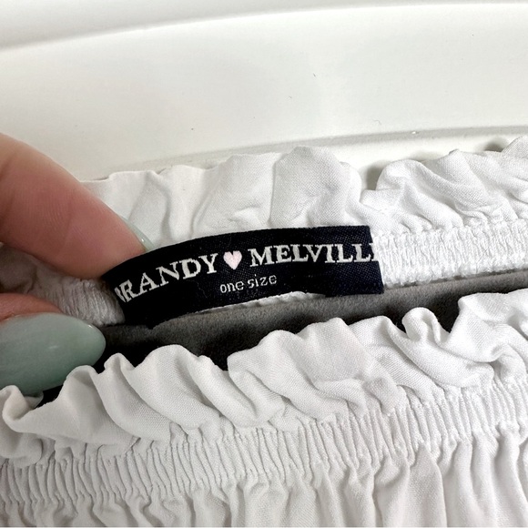 Brandy Melville Off The Shoulder Flowy White Pirate Crop Top Women’s - Picture 2 of 5